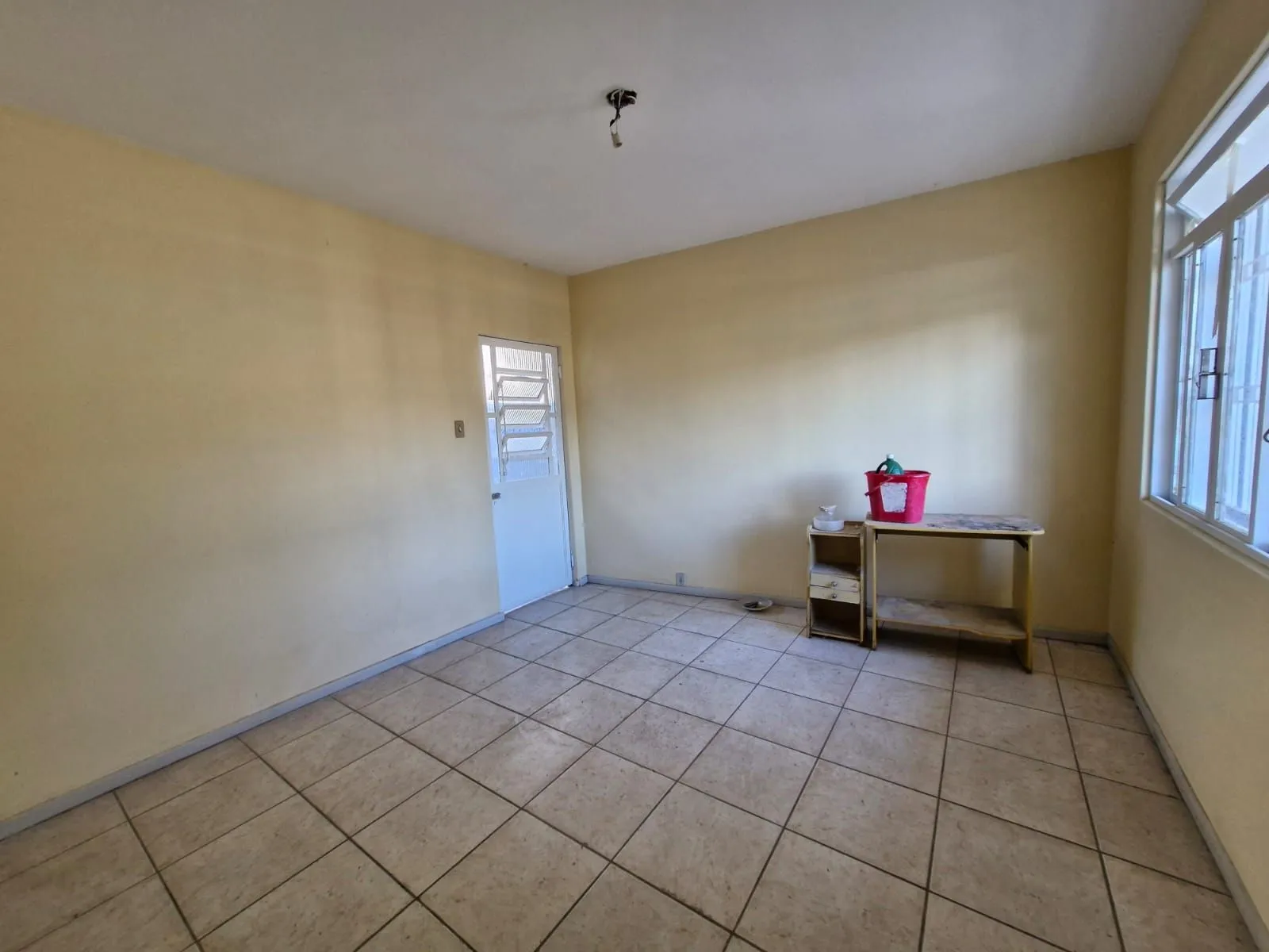 Imagem Casa 3 dormitórios, 3 banheiros, bairro Teresópolis.