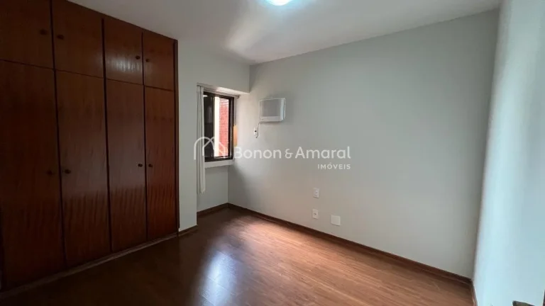 Imagem Excelente apartamento em prédio no coração do Cambuí , no Edifício Saint Paul.

Apartamento con...