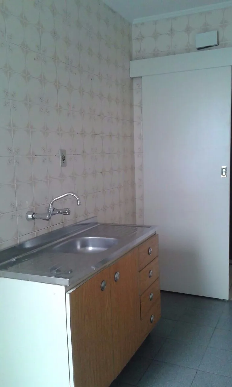 Imagem Apartamento para Venda - 72m², 2 dormitórios, 1 vaga - Petrópolis