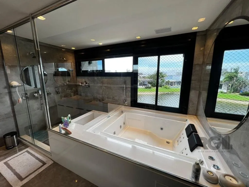 Imagem Casa de Condomínio em Atlântida Sul