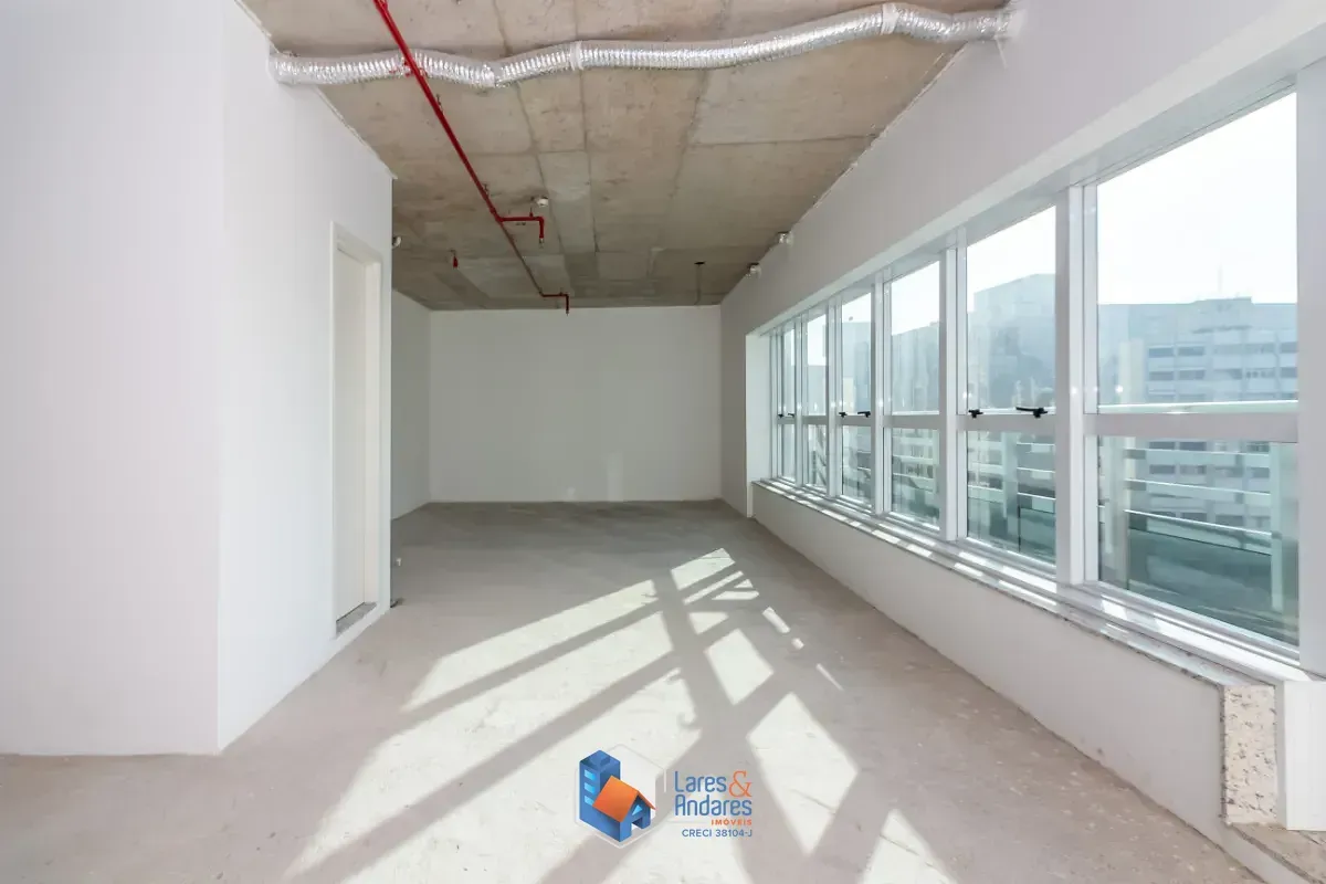 Imagem Conjunto comercial para venda em Liberdade, 61m²