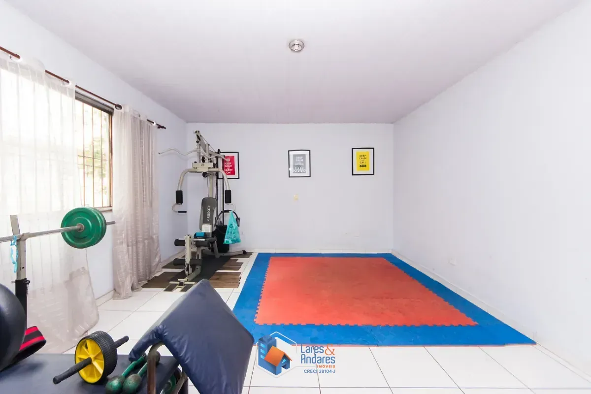 Imagem Casa para venda em Ipiranga com 4 quartos, sendo 1 suíte, 196m²