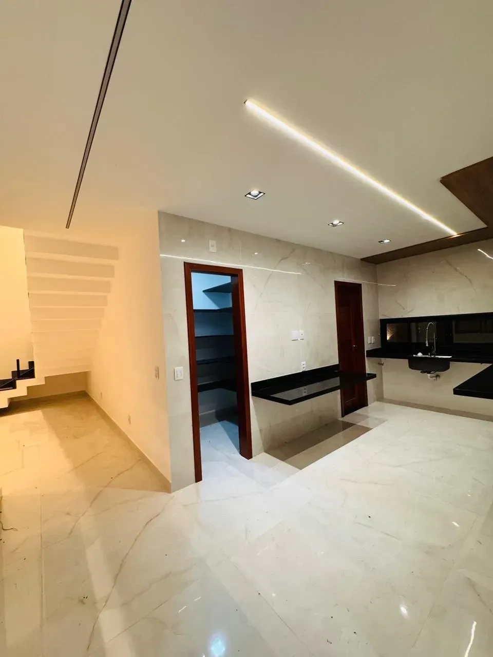 Imagem Casa de Condomínio com 3 Quartos à Venda, 185 m² em Cajupiranga - Parnamirim