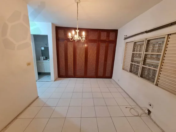 Imagem CASA AMPLA COM DUAS FRENTES * CHACARA SANTO ANTONIO * ZONA MISTA