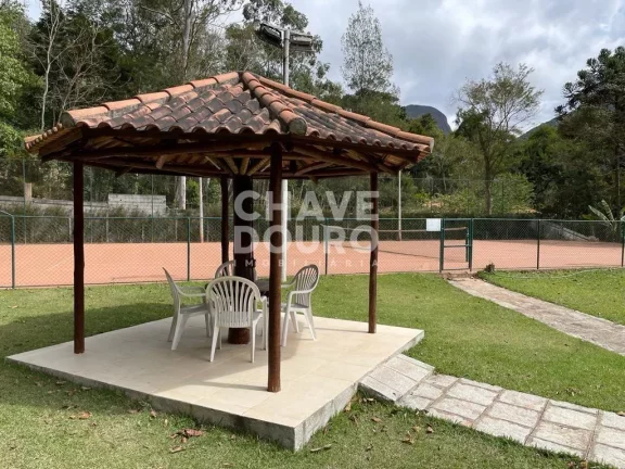 Imagem Terreno em condomínio, com 673m² para venda no bairro de Quebra Frascos, Teresópolis RJ