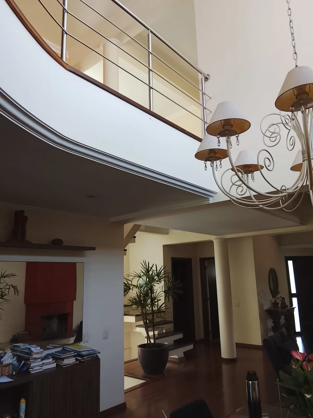 Imagem CASA / SOBRADO 5D e 10 vagas 3 Banheiros - Pátio enorme c/ Jacuzi e Pergolado - Living 3 ambientes - Sta Teresa