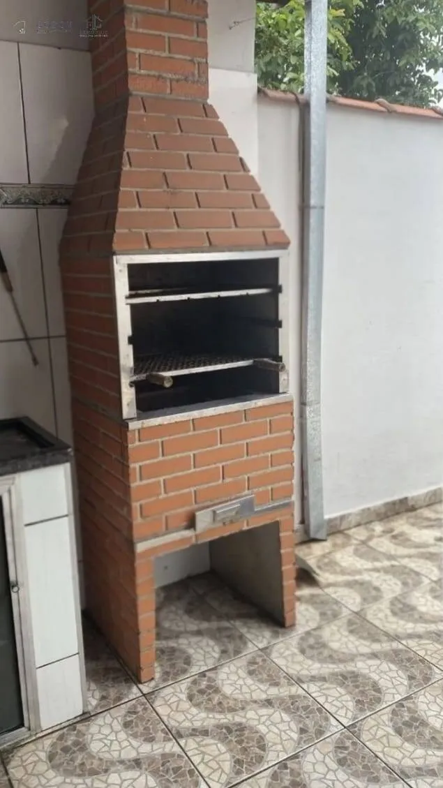 Imagem Casa 2 dormitórios com suíte e churrasqueira - Moreira César