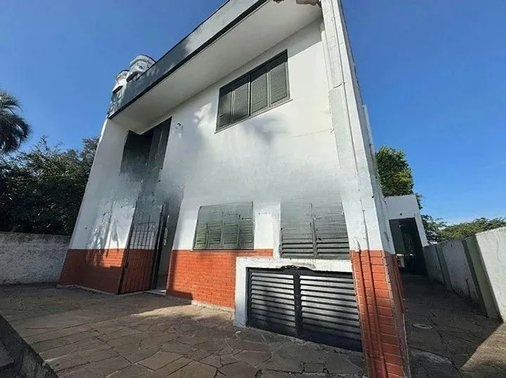 Imagem Casa com 250 m² no bairro Nossa Senhora das Graças/ Canoas