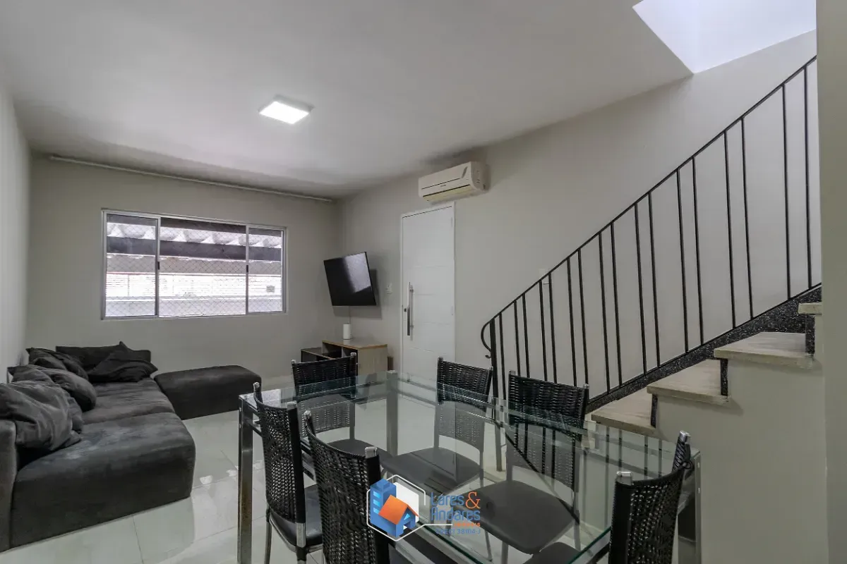 Foto do imóvel Sobrado para venda em Vila Santa Catarina com 3 quartos, sendo 1 suíte, 104m² em Rua Nelson Washington Pereira