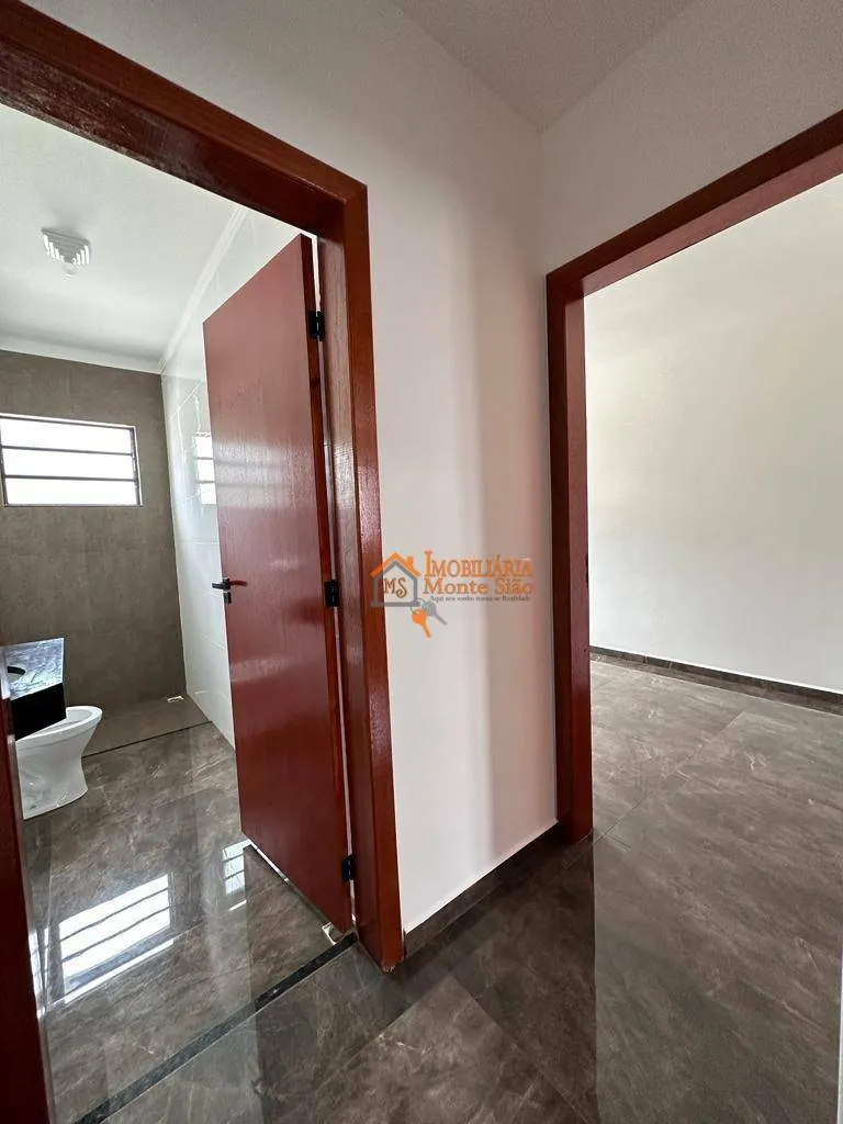 Imagem Sobrado com 2 dormitórios à venda, 75 m² por R$ 430.000,00 - Jardim Rio Negro - Itaquaquecetuba/SP