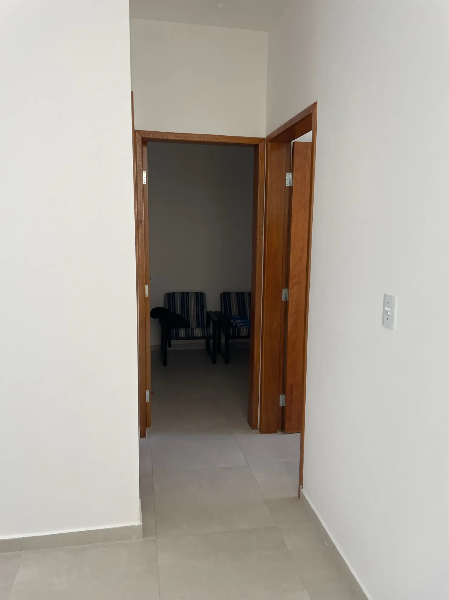 Imagem Apartamento à venda, dois dormitórios com suíte e um quintal ótimo, localização privilegiada, Bosque da Princesa, Pindamonhangaba, SP