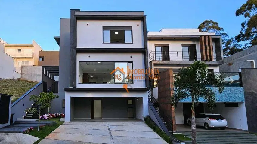 Foto do imóvel Sobrado com 3 dormitórios à venda, 240 m² por R$ 2.200.000,00 - Mogi Moderno - Mogi das Cruzes/SP