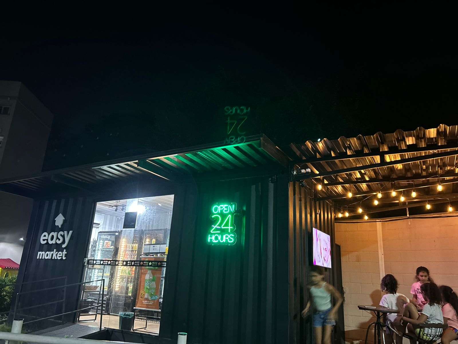 Imagem Apartamento com 2 Quartos à Venda, 45 m² em Neves (Neves) - São Gonçalo