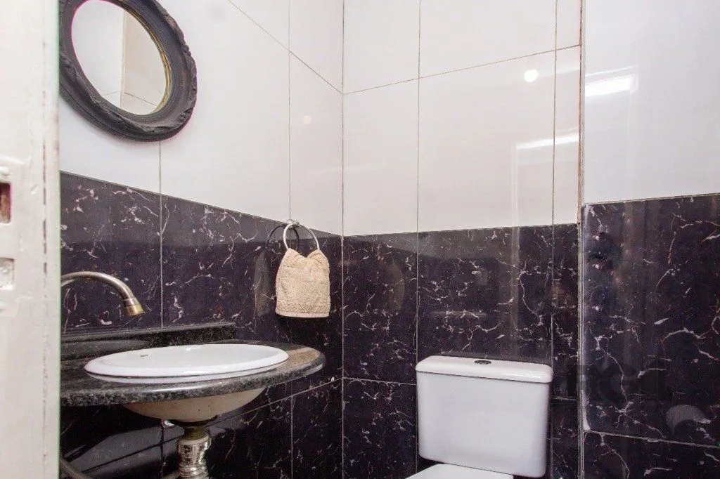 Imagem Casa em condomínio de 177m², 3 dormitórios, 1 vaga no bairro Ipanema