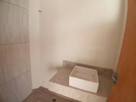 Imagem casa geminada, 3 quartos, sendo 1 suíte - Santa Amélia
