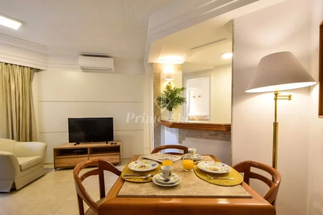 Imagem Flat disponível para locação no Golden Tower Residence, com 42,22m², 1 dormitório e 1 vaga