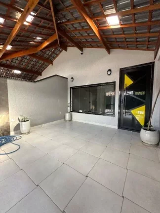 Imagem Casa com 3 dormitórios à venda, 115 m² por R$ 830.000,00 - Caiçara - Praia Grande/SP