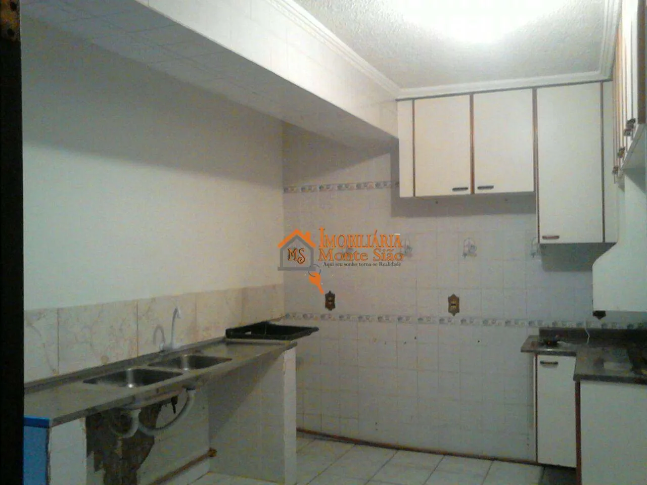 Imagem Sobrado com 4 dormitórios à venda, 334 m² por R$ 550.000,00 - Jardim Jacy - Guarulhos/SP