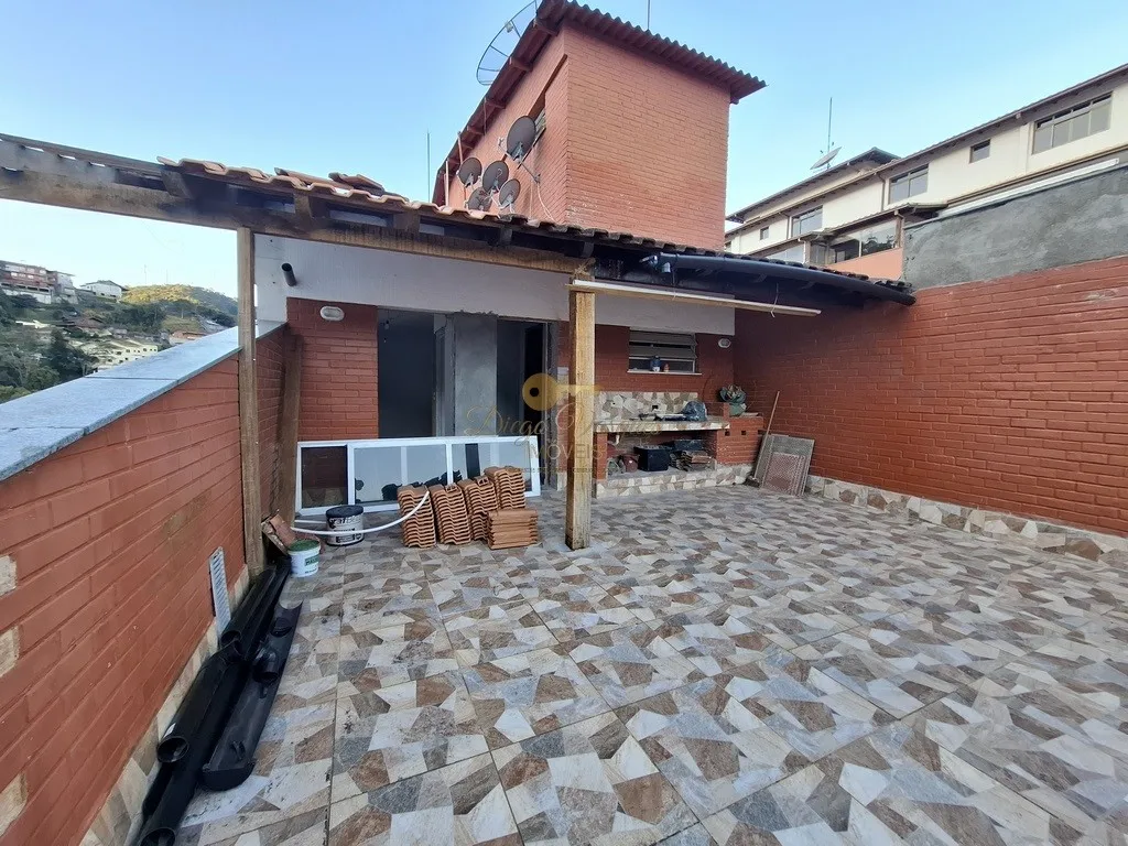 Imagem Cobertura para Venda em Teresópolis / RJ no bairro Agriões