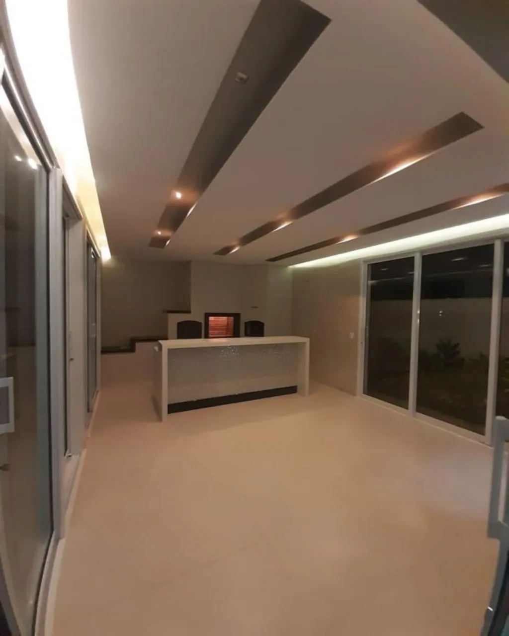 Imagem Sobrado em Condomínio para Venda em Votorantim / SP no bairro Alphaville Nova Esplanada