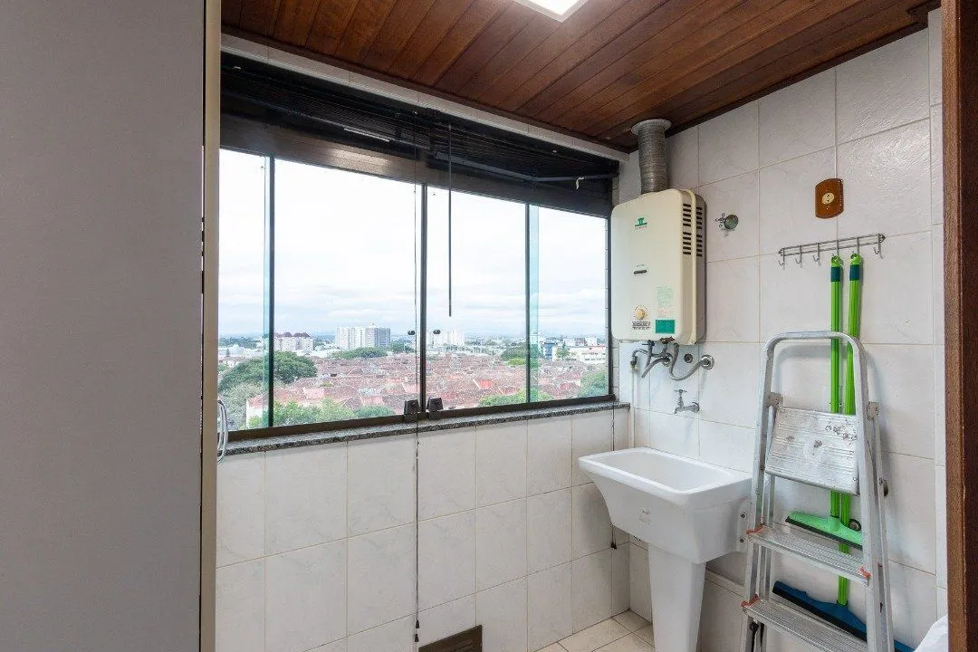 Imagem Cobertura para Venda - 247.08m², 3 dormitórios, sendo 1 suites, 2 vagas - Vila Ipiranga