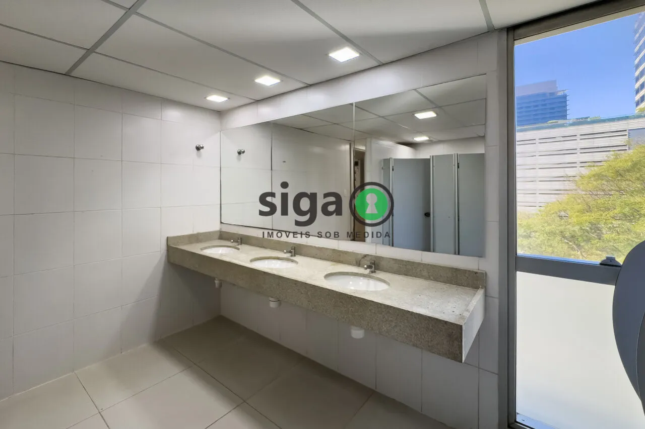 Imagem Sala Comercial e 6 banheiros para Locação, 457 m² por 25.000