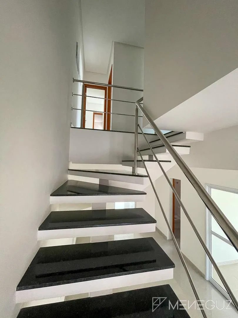 Imagem Casa a venda em Guarapari na Praia do Morro, com 3 quartos e lazer