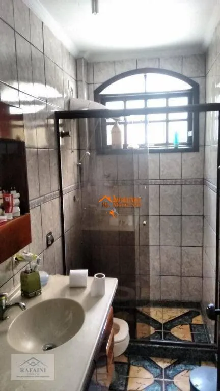 Imagem Sobrado com 3 dormitórios à venda, 153 m² por R$ 742.000,00 - Jardim Santa Clara - Guarulhos/SP