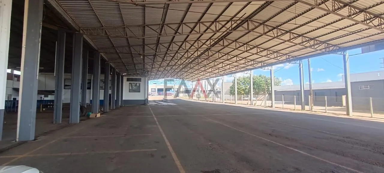 Imagem Barracão, Área Comercial para Locação às Margens da BR com 2.700m