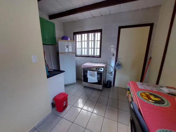 Imagem Casa na Estufa II com 02 dormitórios e chalé