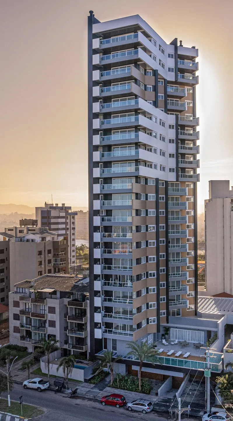 Imagem Apartamento à venda em Torres, Predial, com 2 quartos, 93.9m2