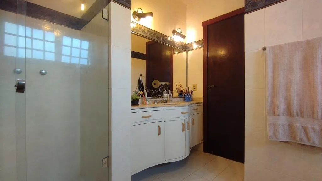 Imagem Casa para Venda em Teresópolis / RJ no bairro Golfe