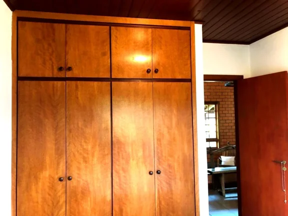 Imagem BELÍSSIMA CASA , VENDA E LOCAÇÃO NO CONDOMÍNIO TEREZA CRISTINA, MEDEIROS, JUNDIAÍ
