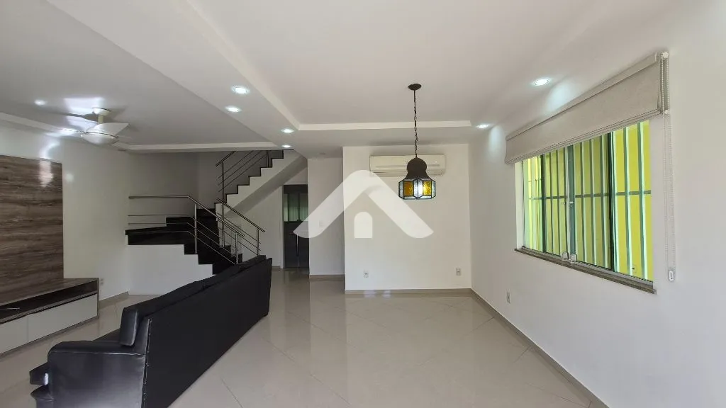 Imagem Casa à venda em Vargem Pequena - 201m², 4 quartos (1 suíte) | Condomínio Paraíso Classe A