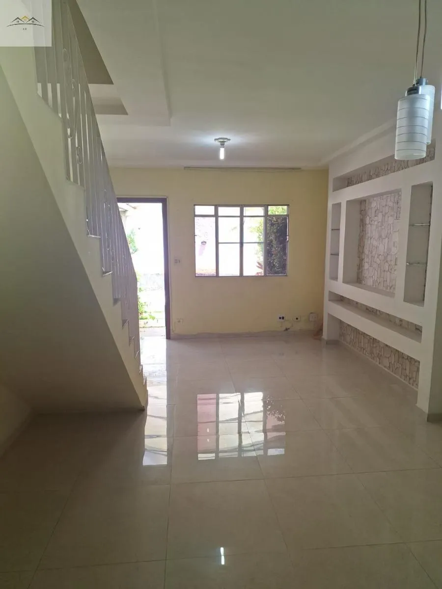 Imagem Sobrado em condomínio à venda na Vila Palmares, Santo André 2 dorm. 1 vg.