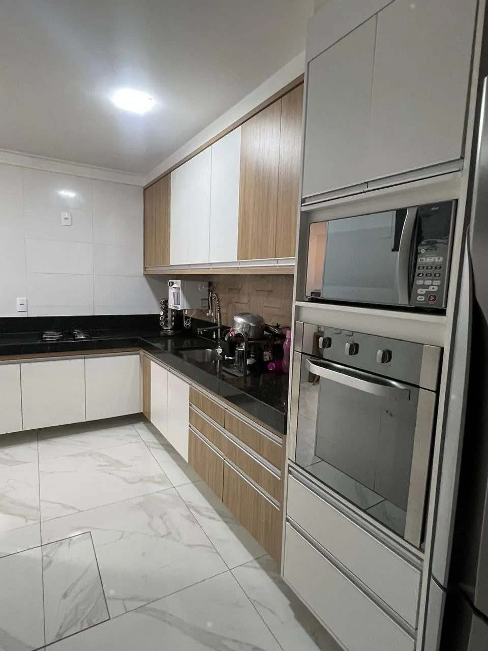 Imagem Casa com 4 quartos à venda em Vila Velha