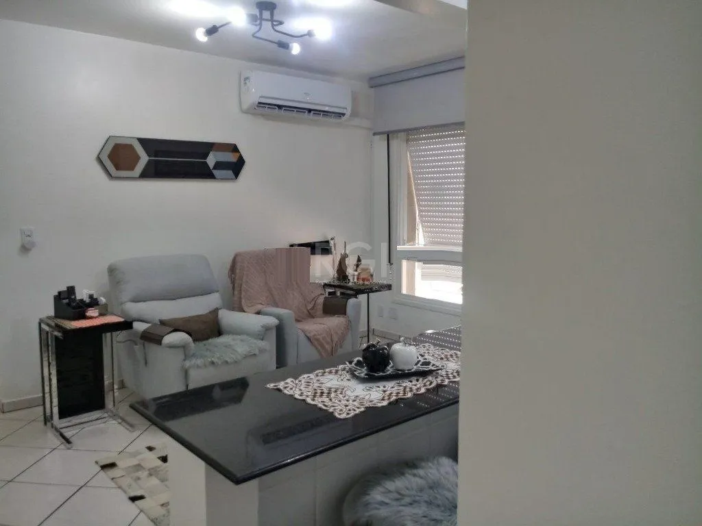 Imagem Apartamento para Venda - 58.89m², 2 dormitórios, 1 vaga - Farroupilha