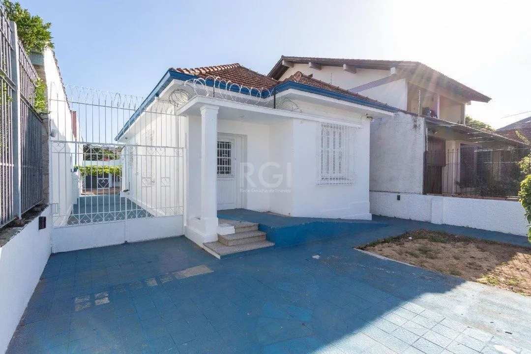 Imagem Casa para Venda - 180.2m², 3 dormitórios, 3 vagas - Medianeira