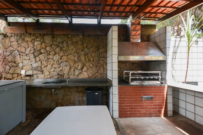 Foto do imóvel Apartamento à venda em São Paulo, Moema, com 3 quartos, 202m2 em Chibarás