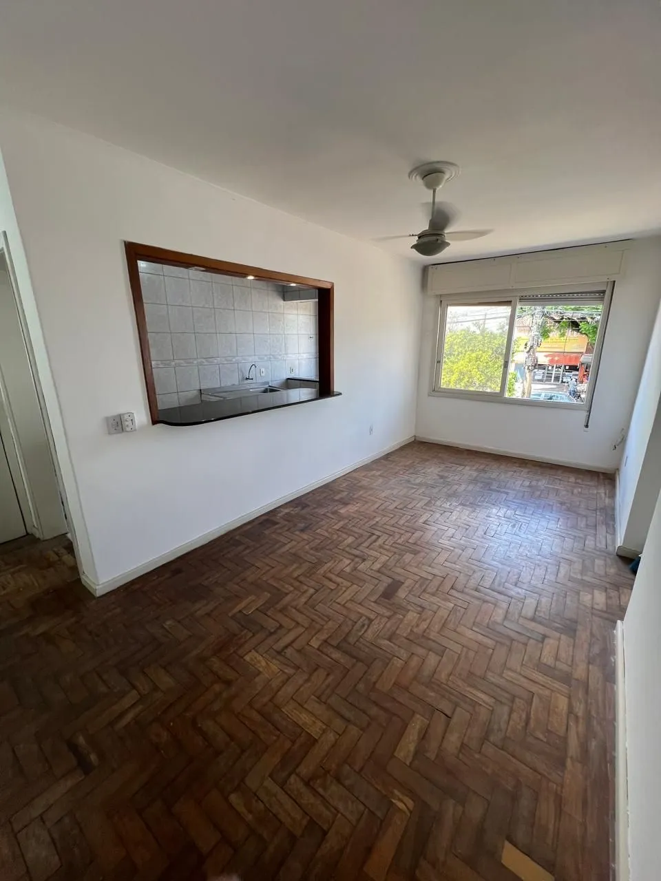 Imagem Apartamento à Venda com 02 Quartos na Av do Forte, Vila Ipiranga em Porto Alegre