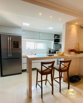 Imagem MARAVILHOSO APARTAMENTO COM PORTEIRA FECHADA NA PRAIA DO MORRO / ES