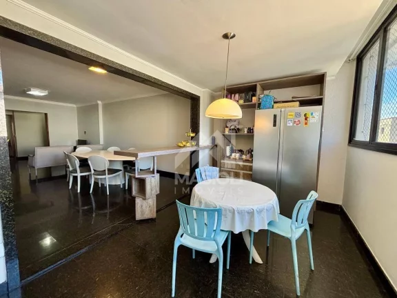 Imagem Apartamento com 7 dormitórios à venda, 600 m² por R$ 6.490.000,00 - Praia da Costa - Vila Velha/ES