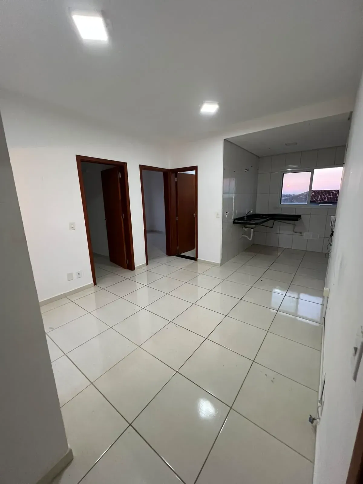 Imagem Apartamento com 2 Quartos à Venda, 54 metros em Jardim Simus - Sorocaba
