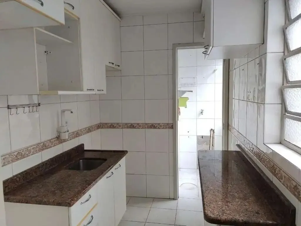 Imagem Apartamento de dois quartos no bairro Rio Branco em Porto Alegre