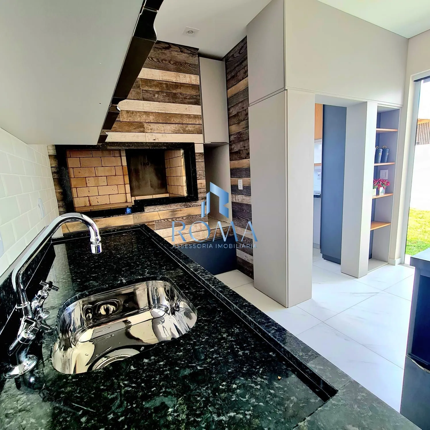 Imagem Casa em Condomínio 3 dormitórios à venda Camobi Santa Maria/RS