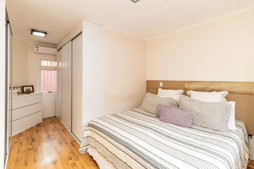 Imagem Belíssima casa em Condomínio com 3 dorm - próximo ao Iguatemi