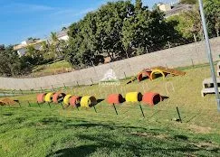 Imagem Sobrado com Porteira Fechada no Condomínio Brisas Cuiabá - Sofisticação e Confor