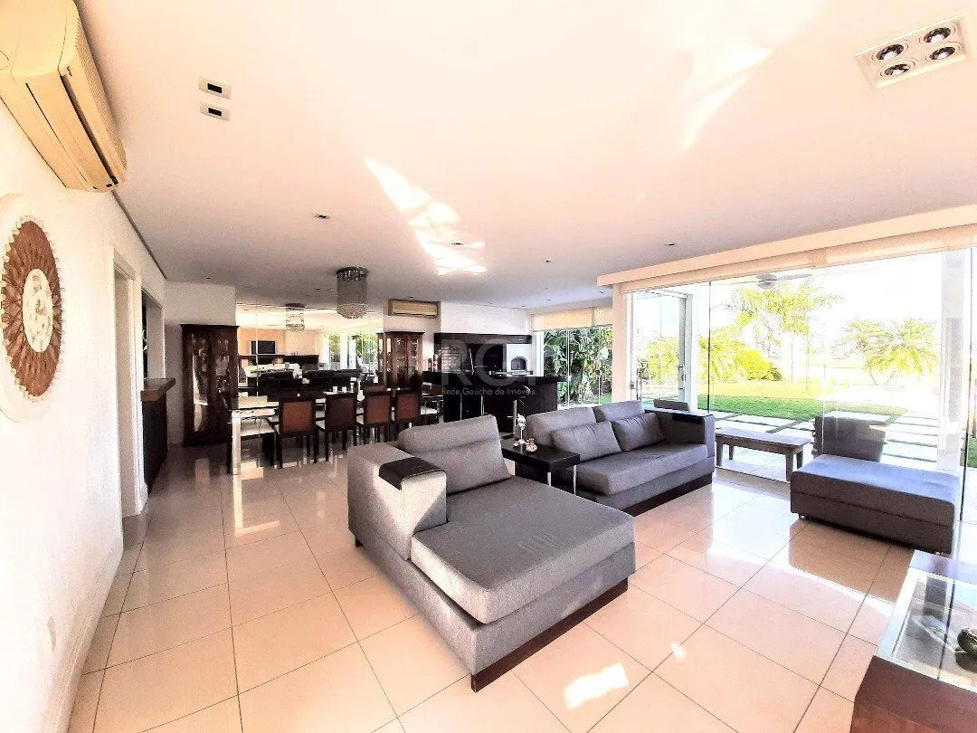 Imagem Casa Condominio para Venda - 470m², 4 dormitórios, sendo 3 suites, 3 vagas - Terra Ville