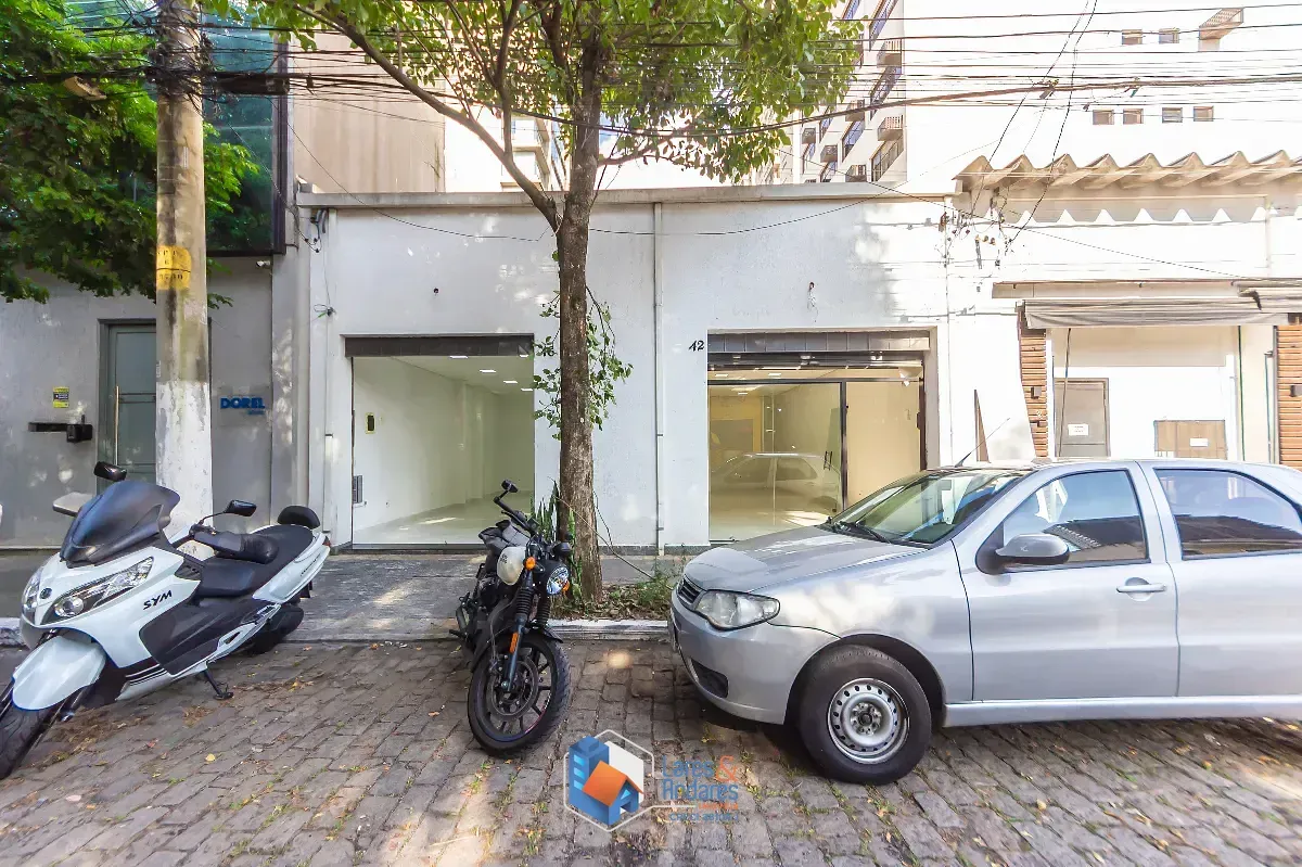 Imagem Loja de rua para venda e locação em Vila Cordeiro, 100m²
