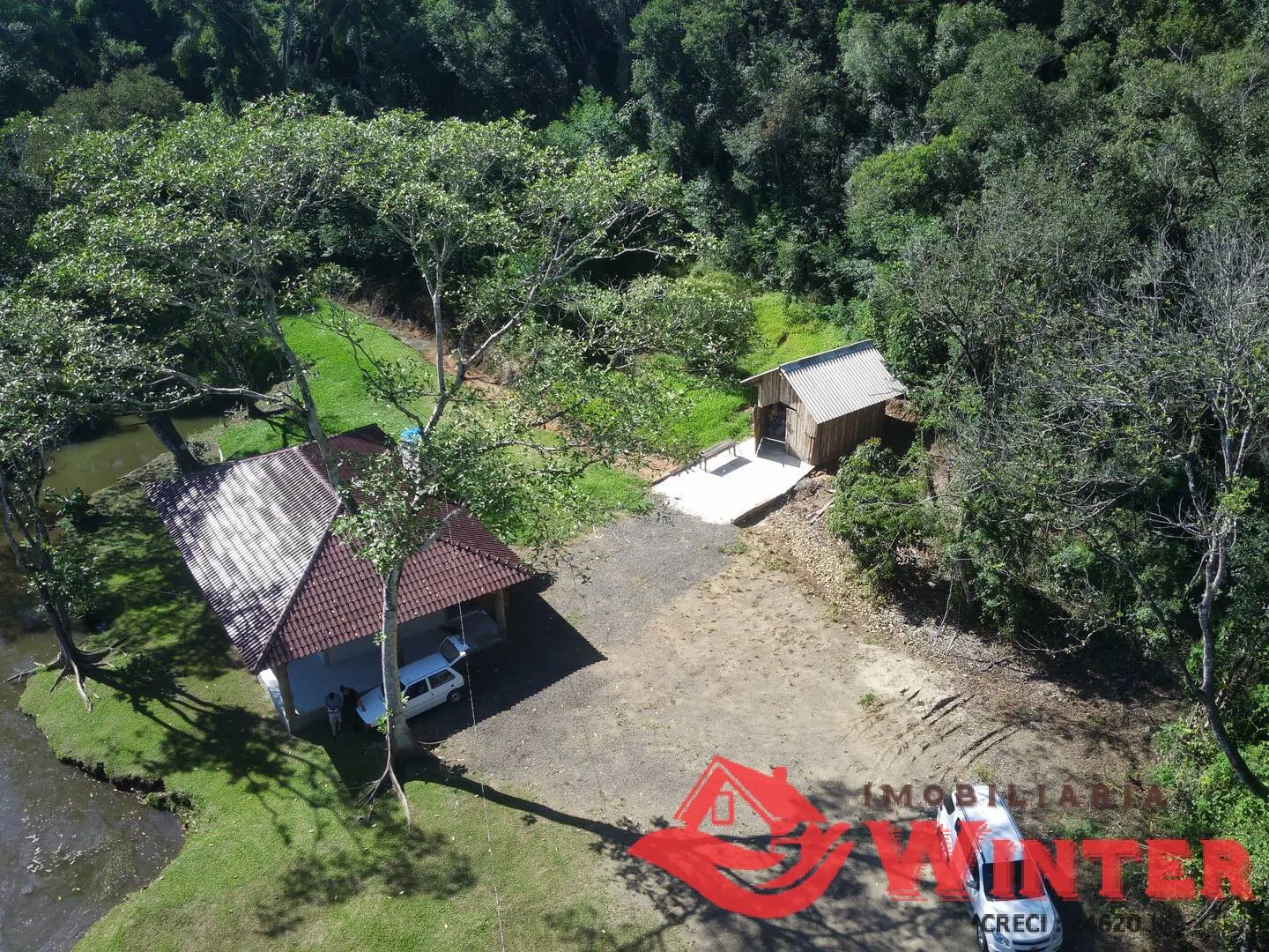 Imagem Chácara com 3 hectares, casa e açude.